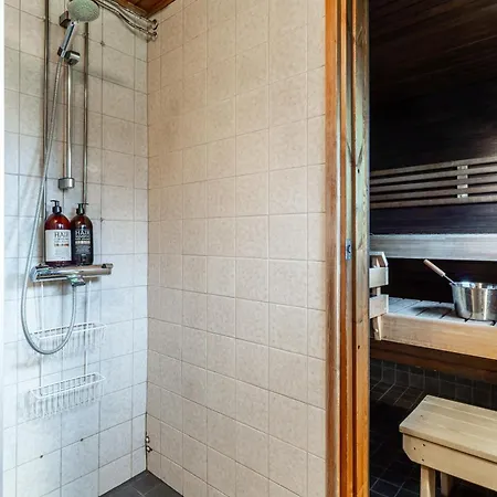 Cozy Family House In The Heart Of Everything Villa *