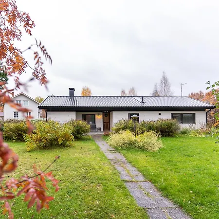 Cozy Family House In The Heart Of Everything